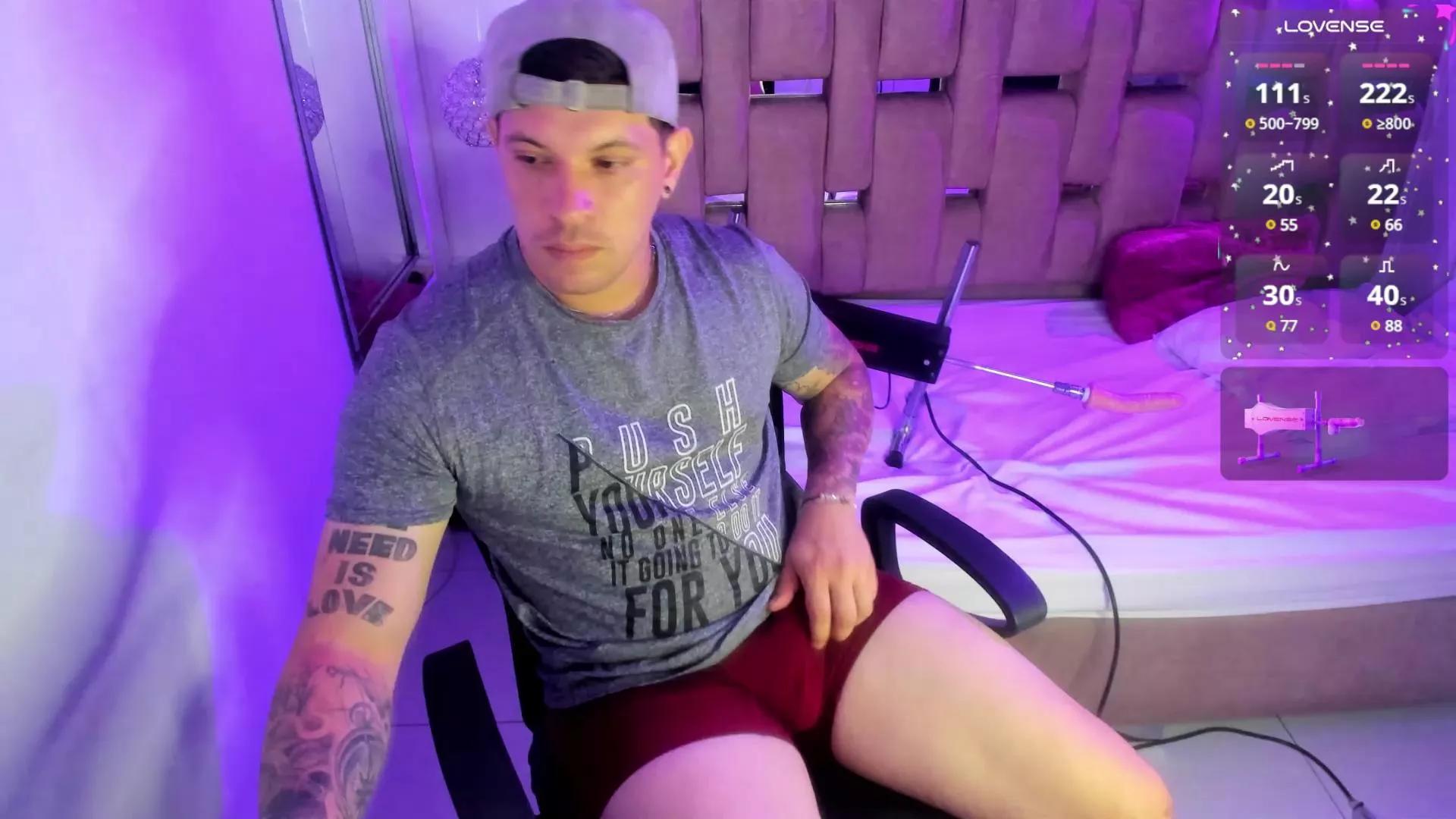 Ryden_ on Cam4 