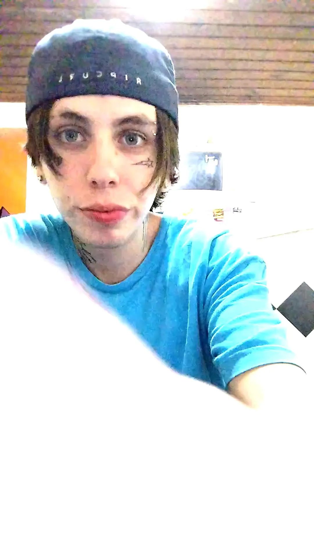 Offline sableye21 on Cam4