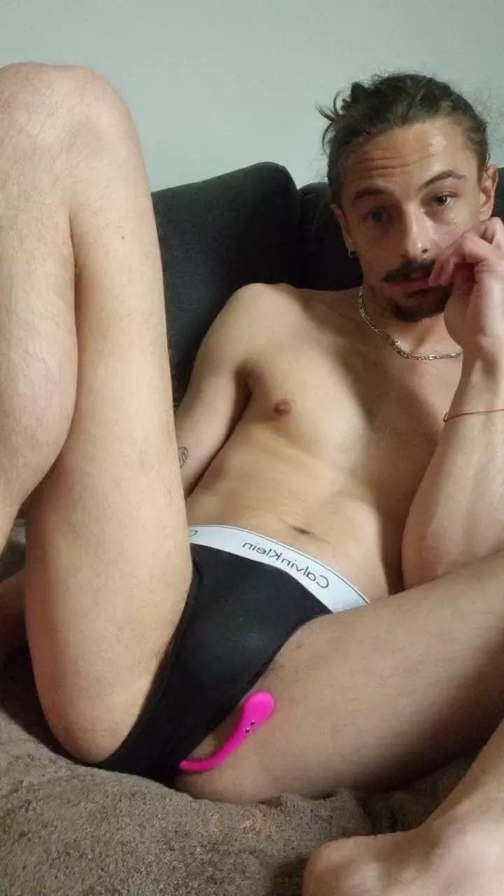 SexySayajin on Cam4 