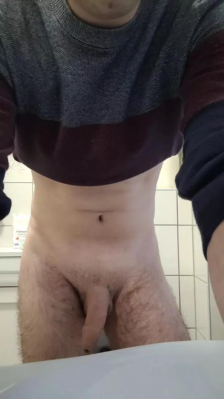 skinnyboy1097 on Cam4 