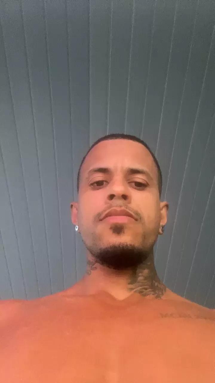 Soaresluucas29 on Cam4 