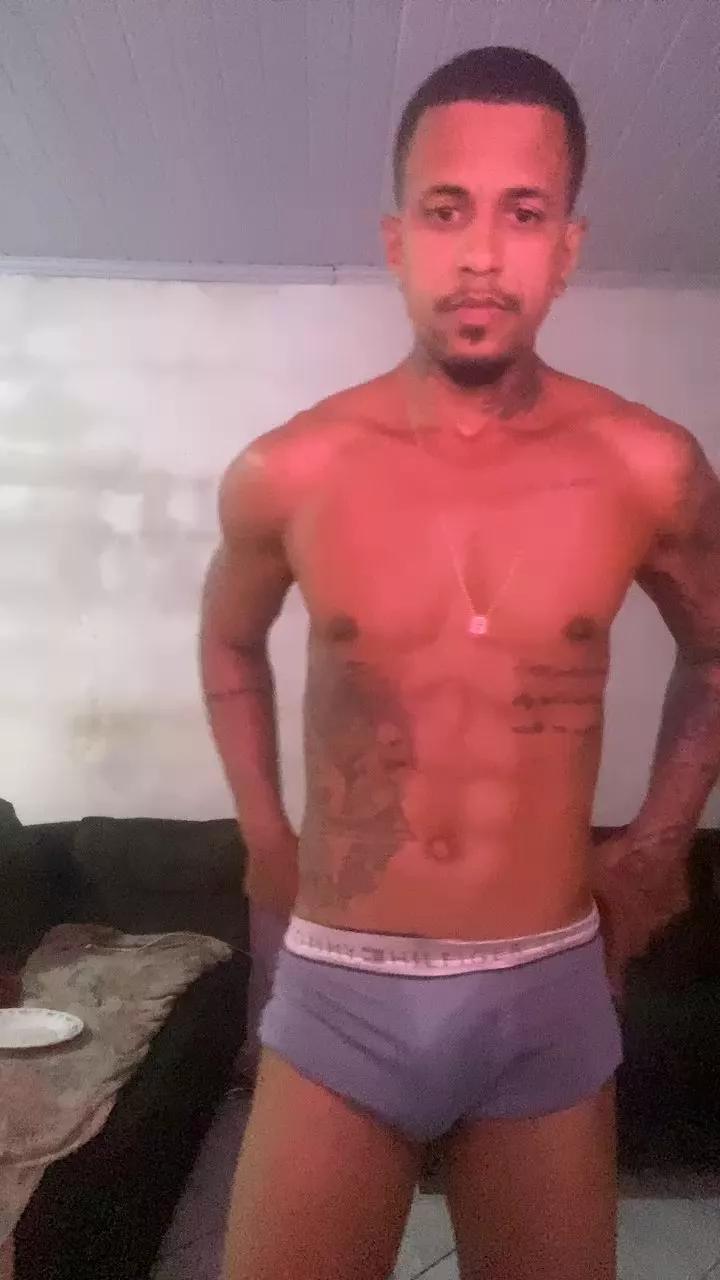 Soaresluucas29 on Cam4 