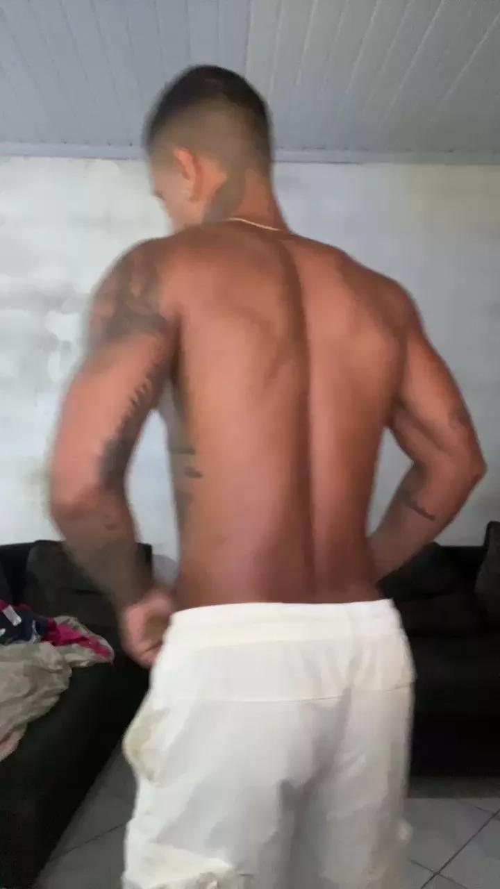 Soaresluucas29 on Cam4 