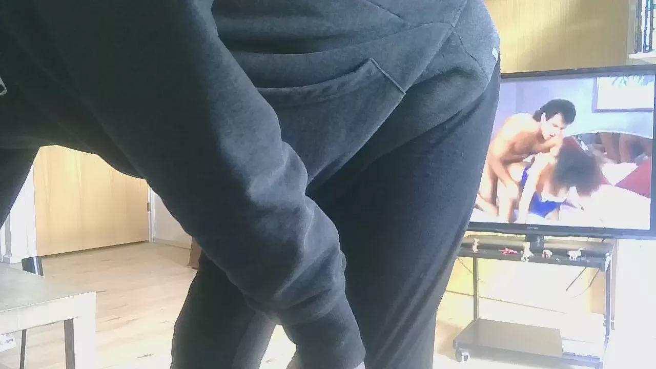 Sturtlem on Cam4 
