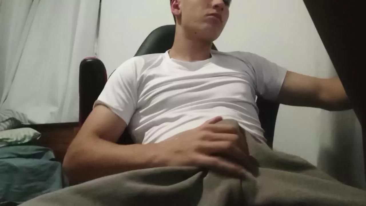 Sutroh0t4 on Cam4 