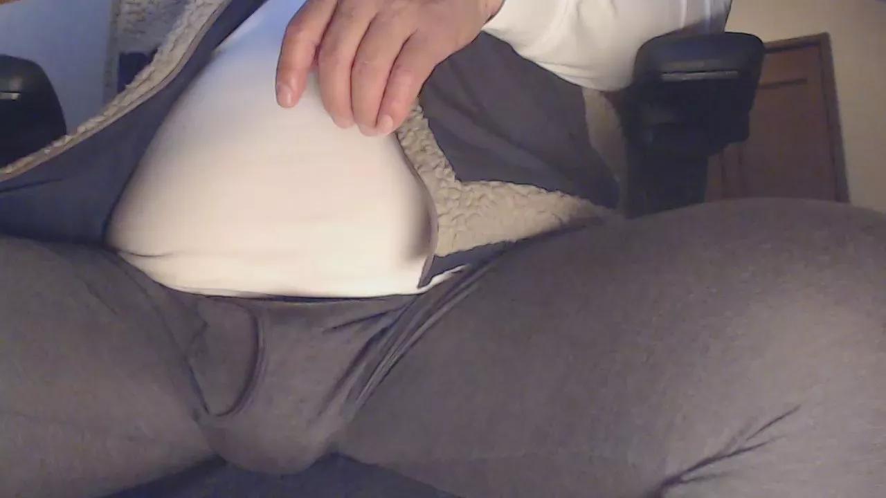 ta52052 on Cam4 