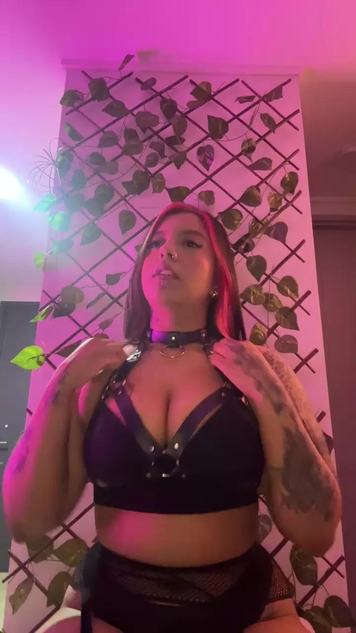 technob1tch on Cam4 