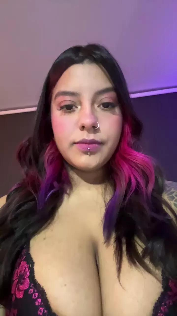 technob1tch on Cam4 