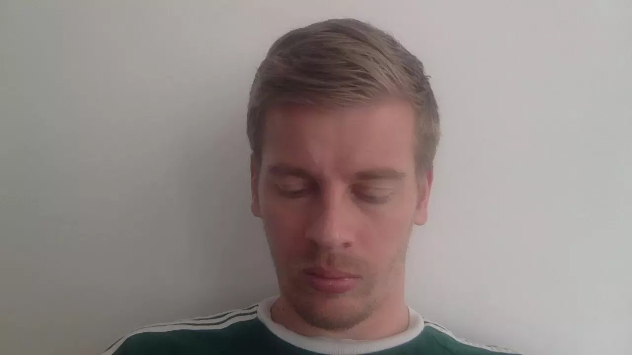 Offline Teshaut62 on Cam4