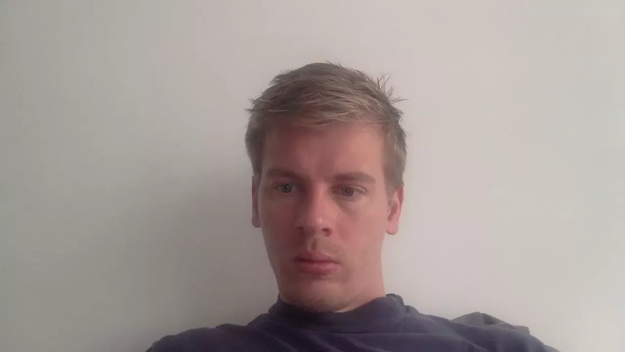 Offline Teshaut62 on Cam4