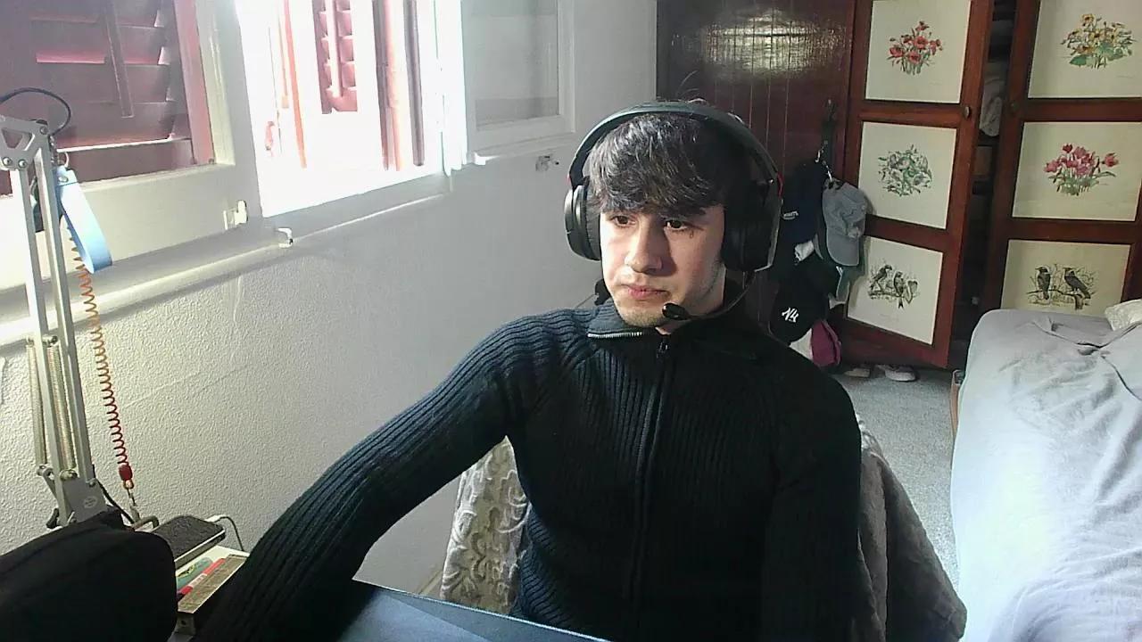 thebulgueboyy on Cam4 
