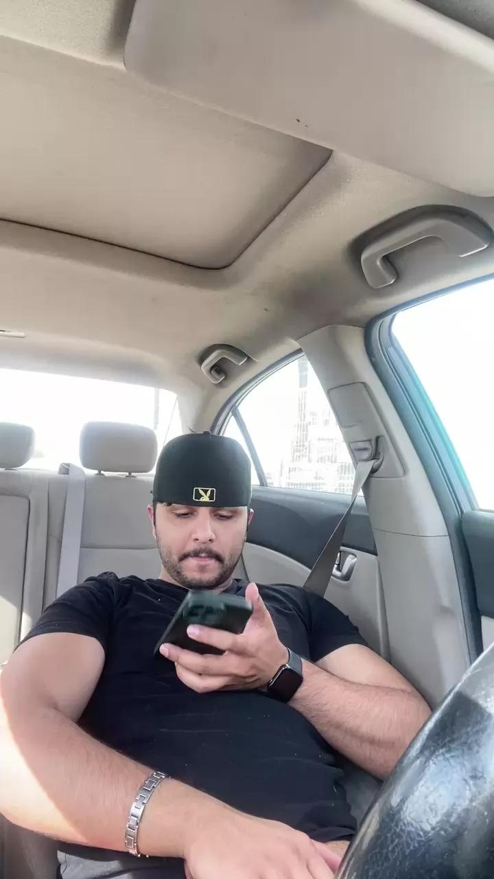 Ticklishtiger43 on Cam4 