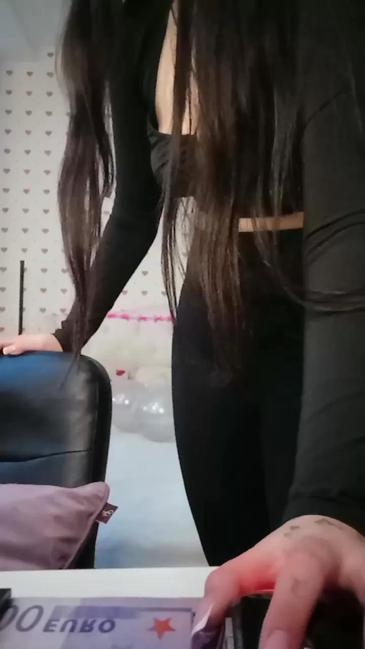 Tiffanyy_Rey on Cam4 