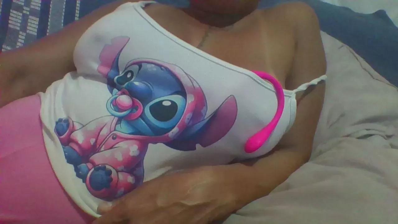 titiasafadinha on Cam4 