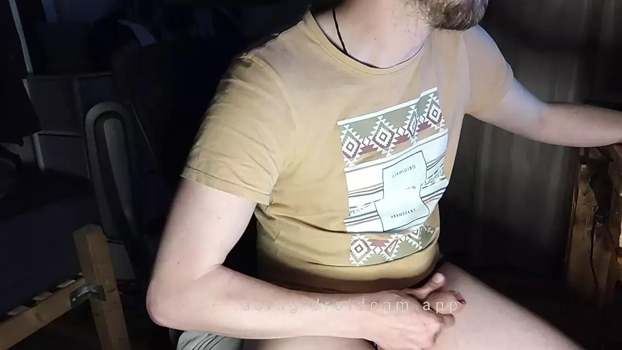 tobi_nrw1990 on Cam4 