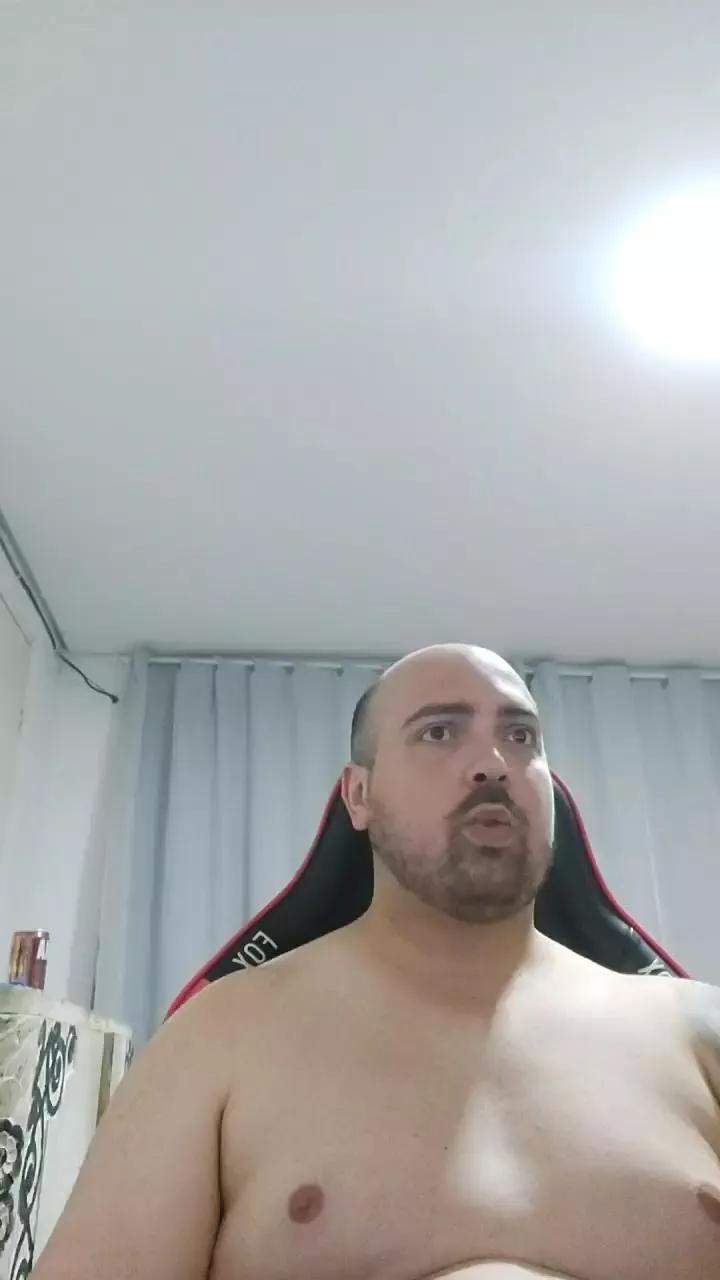 Umdoidoqualquer on Cam4 