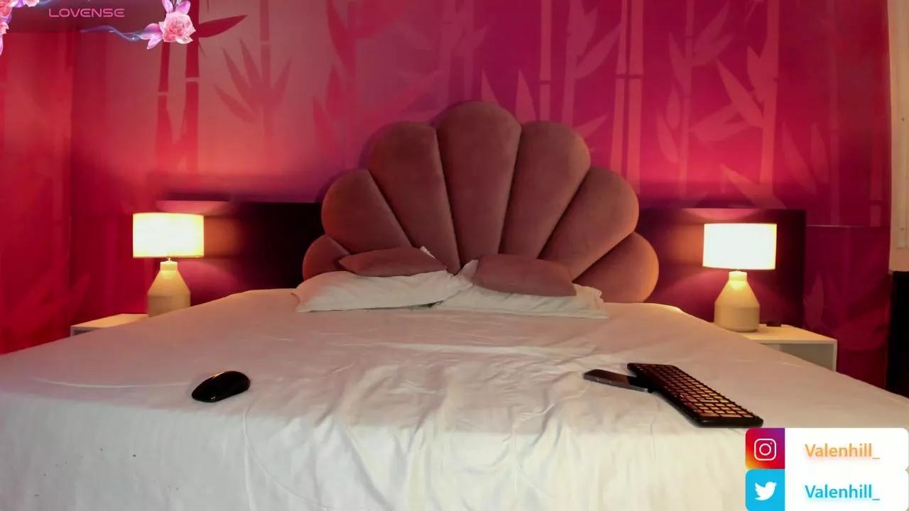ValenHill on Cam4 