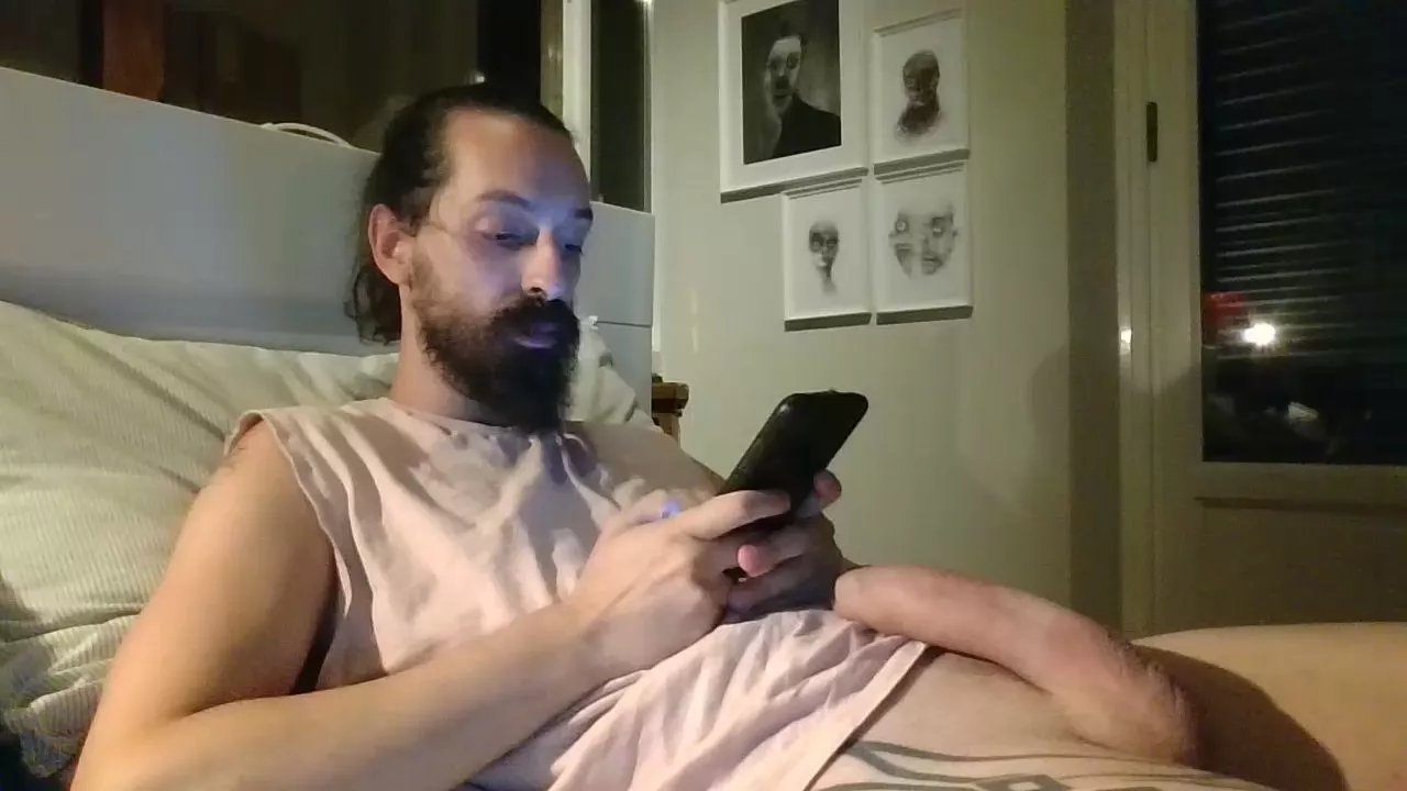 Offline XLItalianXL on Cam4