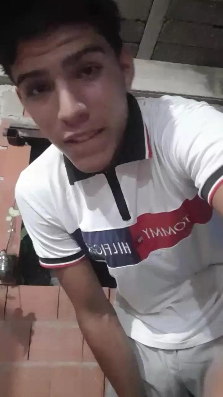 your_latin_cock on Cam4 