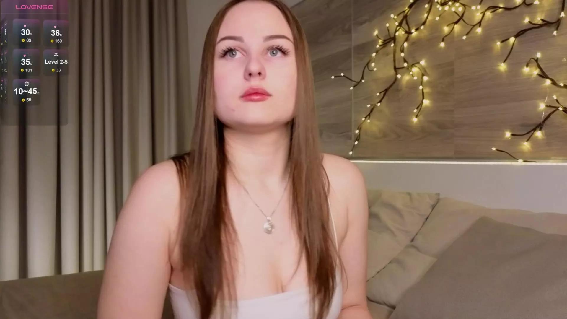 ZaraDunsford on Cam4 