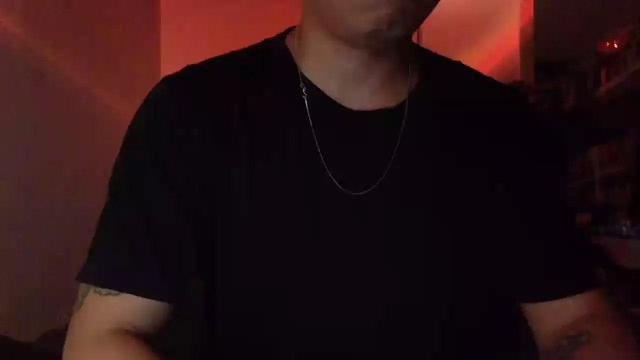 Offline zhishanist4 on Cam4