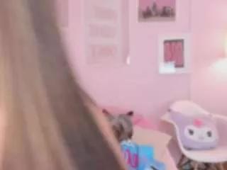 little-natt on CamSoda 