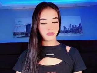 vanessalombardy on CamSoda 
