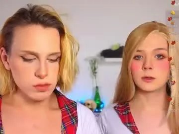 _yourfoxy_ on Chaturbate