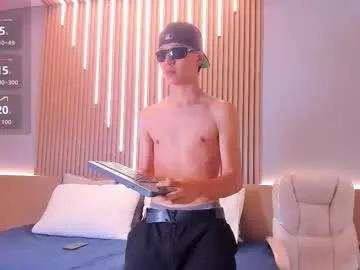 Watch dirty slut Abraham_horny18 abraham_horny18 from Chaturbate
