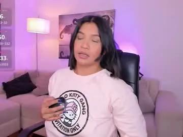 Freechat alaiia7 on Chaturbate