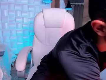 Freechat alejandrostorm on Chaturbate