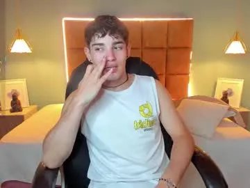 alejootwink on Chaturbate