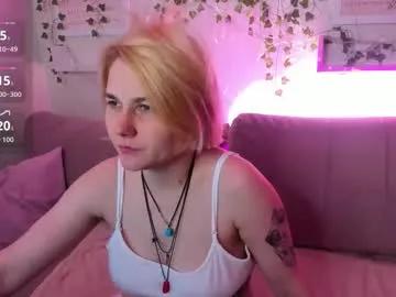 alice_maurik from Chaturbate