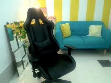 alina09_ from Chaturbate