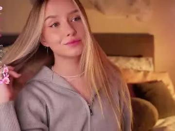 Watch Alodiaacomb, she wants to masturbate for you alodiaacomb from Chaturbate