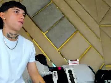 Freechat amber_adams_ on Chaturbate