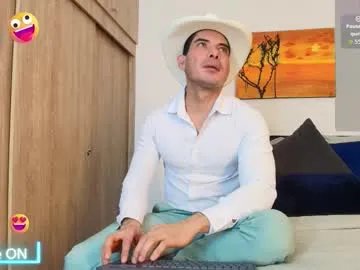 Freechat andrewstelee on Chaturbate