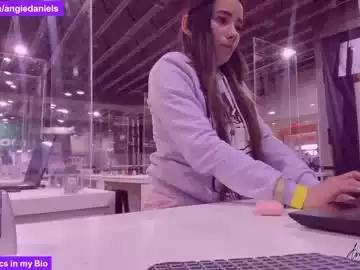 angie_daniels on Chaturbate 