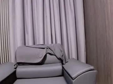 Freechat antoniovalentinidiamond on Chaturbate