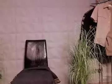 Freechat antoniovalentinidiamond on Chaturbate