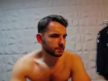 Freechat antoniovalentinidiamond on Chaturbate