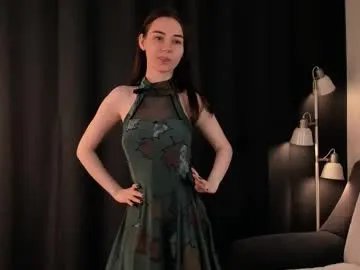 approche_toi_petite on Chaturbate