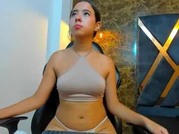 arianabrowwn on Chaturbate