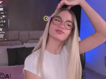 Group arinextdoor on Chaturbate