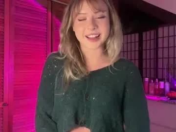 Checkout 22 years old averyyy333 from Chaturbate averyyy333 from Chaturbate