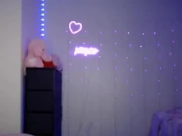 Freechat bellamonroee on Chaturbate