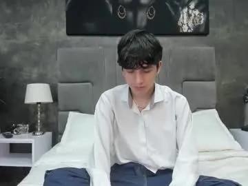 Freechat bruce_hans on Chaturbate