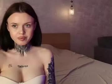 caressyourself on Chaturbate 