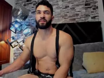 Freechat cesar_joness on Chaturbate