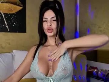 Freechat charlott3_1 on Chaturbate